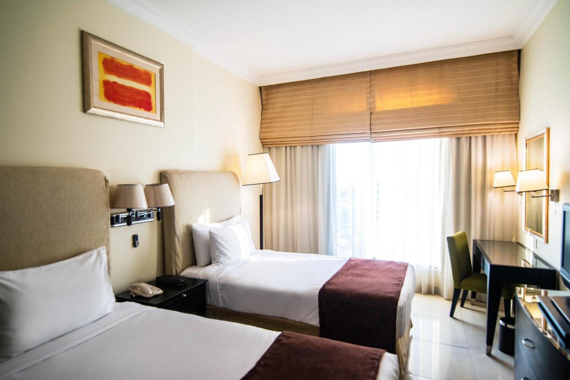 Mercure Dubai Barsha Heights Hotel Suites And Apartments Ngoại thất bức ảnh