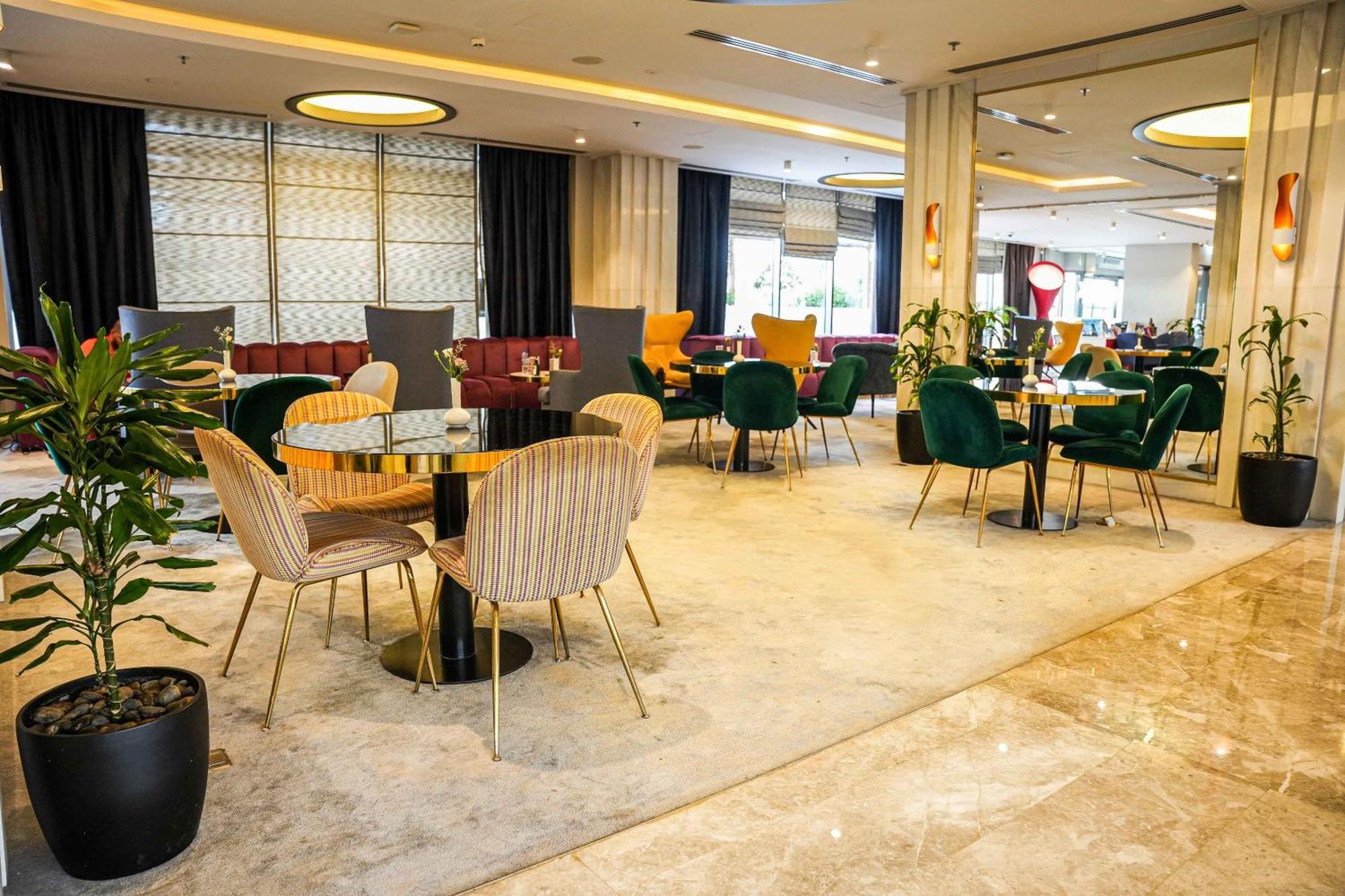 Mercure Dubai Barsha Heights Hotel Suites And Apartments Ngoại thất bức ảnh